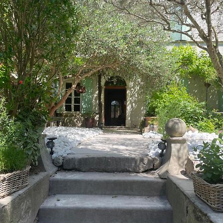 La Fugue, Demeure Historique Proche De Uzes,Nimes,Cevennes Hotell Brignon Eksteriør bilde